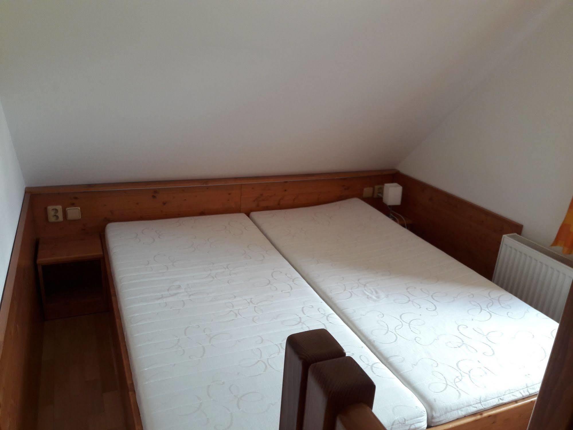 Hotel Lidicka Bouda Pec pod Snezkou Exterior photo
